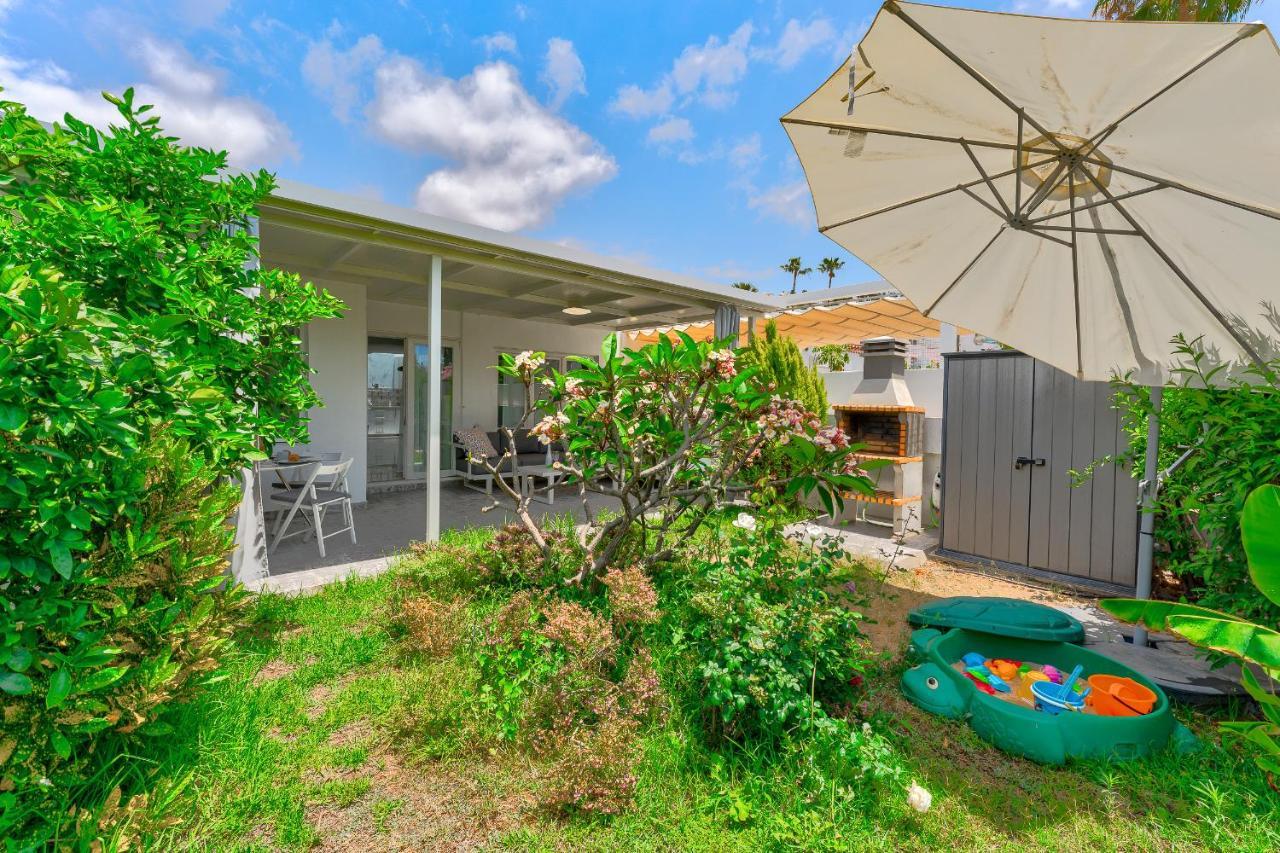 אדחה Beautiful Bungalow In Island Village מראה חיצוני תמונה
